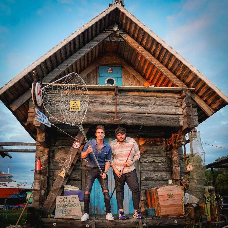 Kalurikula Fishing Village パルヌ エクステリア 写真